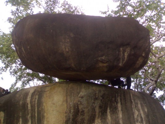 balancking-rock -jabalpur